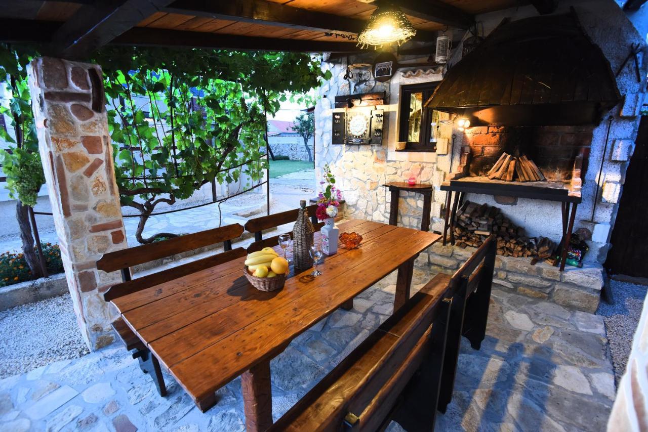 House & Apartment Palaca Donji Zemunik Экстерьер фото